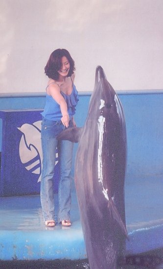 马赫遥重回娱乐圈 陈璧君戏少惹观众不满