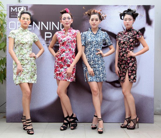 MOI VISION正式登陆广州 美女模特展示四季造型