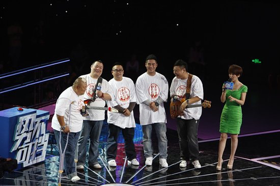 《势不可挡》今晚播 金飞自曝跟崔健窦唯是哥们