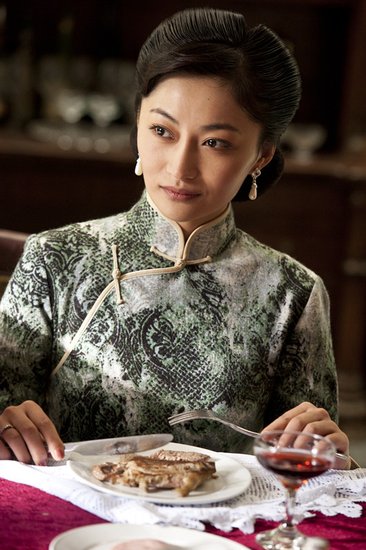 典范旗下艺人,实力派偶像演员葛欣,在剧中扮演反一号商见诚(沈晓海饰)