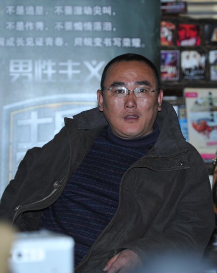 云南卫视《士兵突击》开播 90后士兵夺“兵王”