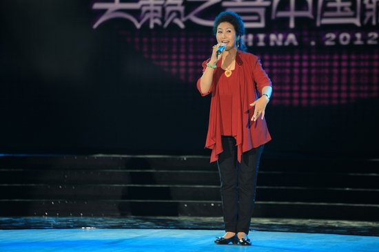中国藏歌会开播两连胜 藏版苏珊大妈震撼全场