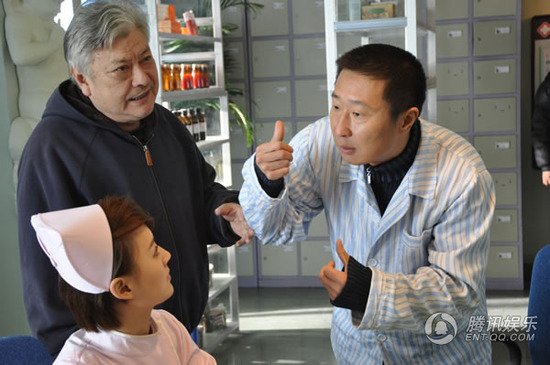 《老病号》大连首播 高满堂为请18颗星豁上脸