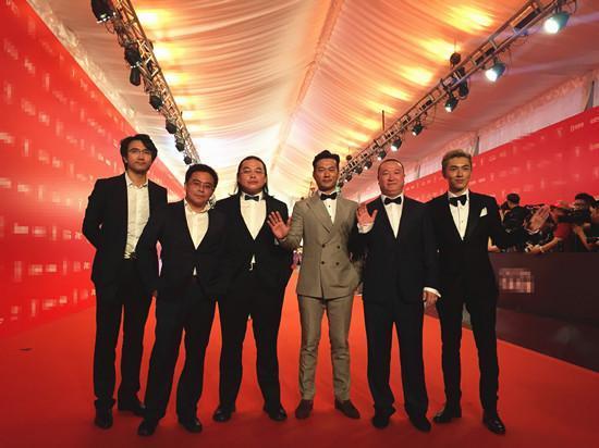 《长江图》剧组亮相上海电影节开幕