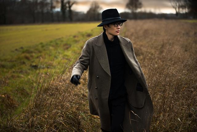 许嵩新专辑《青年晚报》正式上线 再掀试听热潮_娱乐_腾讯网