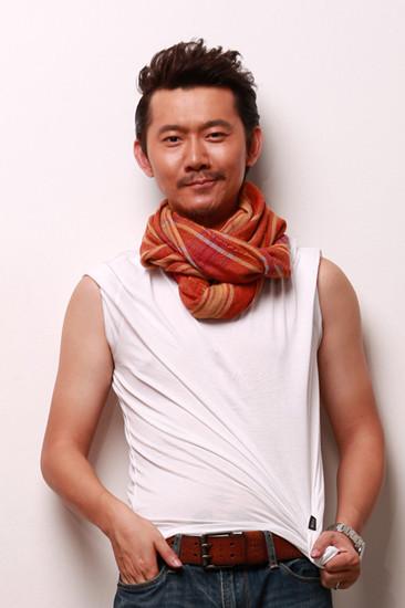 张潇恒为《大熔炉》呕心沥血 肖书田脱胎换骨