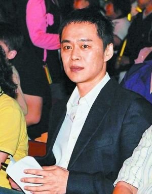 selina男友真爱告白用小抄 喝威士忌加可乐壮胆【图】