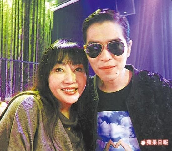 富婆粉丝:萧敬腾不会怀疑我