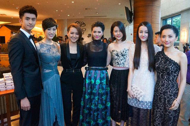 《微时代》定档721 谭维维扮丑周笔畅有吻戏