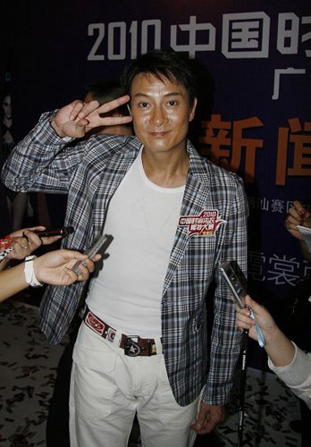 刘锡明自曝是纯种潮汕人 称妈妈比周慧敏漂亮