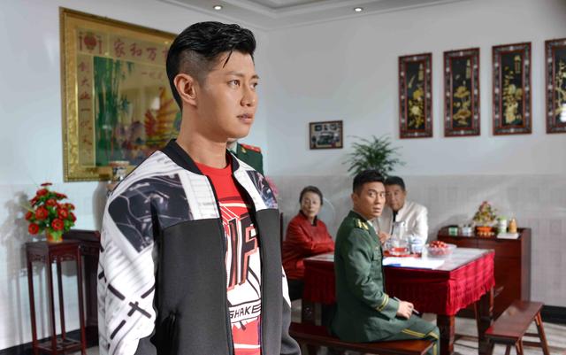 《火线出击》反响热烈 麻烦大王赵荀搞事情!