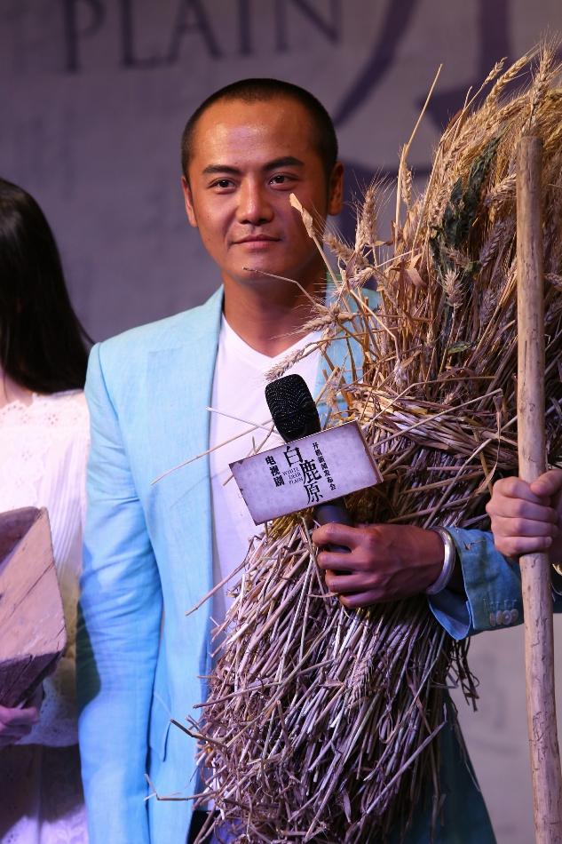 剧版《白鹿原》开机 姬他塑造最man黑娃惨负伤