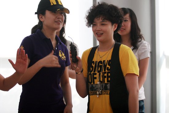 杭州<em>快女</em>女版陈奕迅化身<em>主持</em> 彩排被赞渐入佳