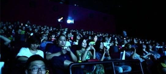 一窝蜂搞弹幕电影,出啥大事了?