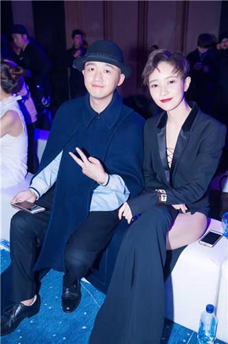 包贝尔搭档《路遥知马力》 方灰灰现身红毯