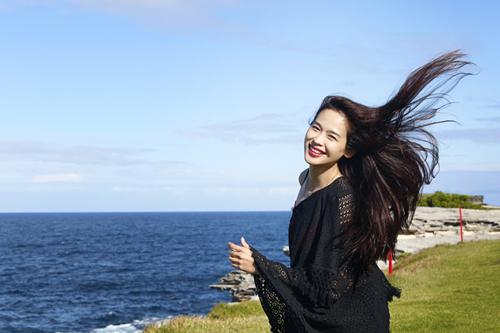  屈菁菁：被遗忘的“小苹果”