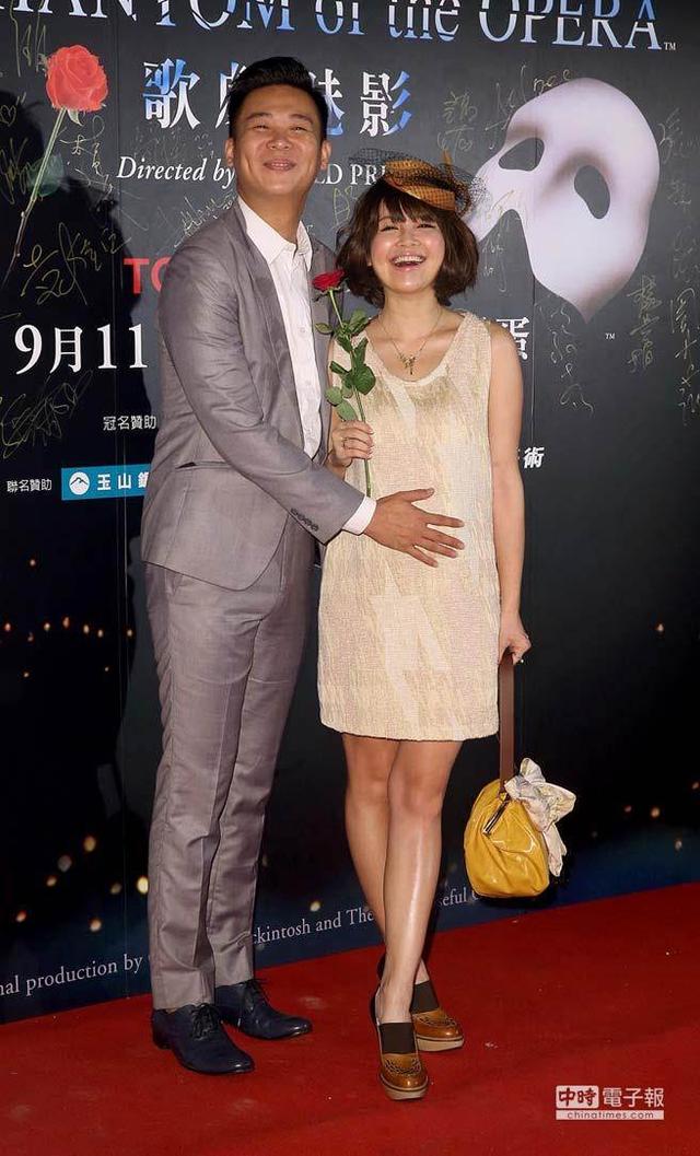  钟欣怡 自曝年轻时玩很大 约会时竟不穿内裤_娱