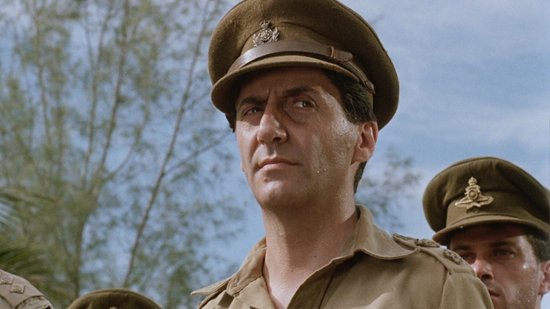 战争反思与文化冲撞：《圣诞快乐 劳伦斯先生》