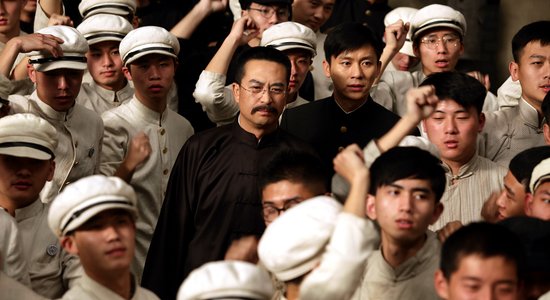 正文 腾讯娱乐讯  随着《建党伟业》的终极 电影 说明书公布,最终演员
