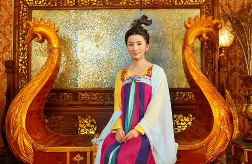 《<em>女人天下</em>》将拍 <em>刘庭羽</em>携手刘心悠饰新派宫