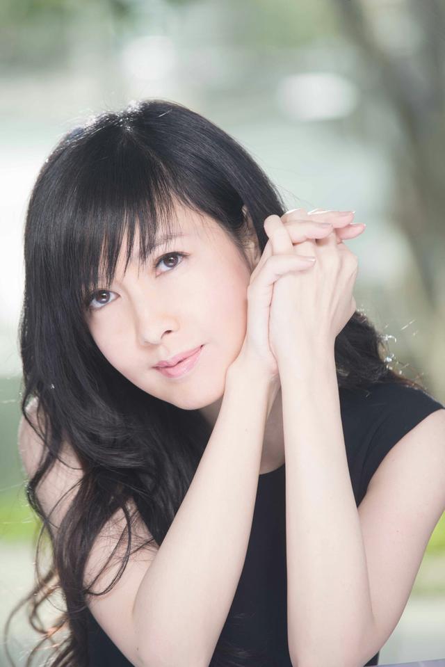 周慧敏主打MV《依靠》暌违十七年再出专辑