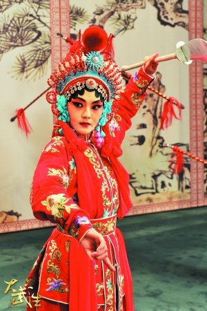 《大武生》三主角上妆亮相 为抖花枪苦练两个