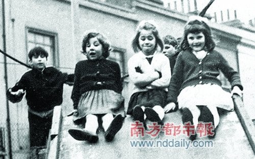 英国纪录片《七年》首播 让中国观众唏嘘人生