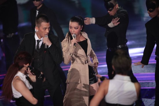 欧豪搭档江映蓉引爆快男 火力全开闪闪惹人爱