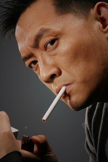 《无法伤悲》合肥热拍 李梦男玩“黑社会”