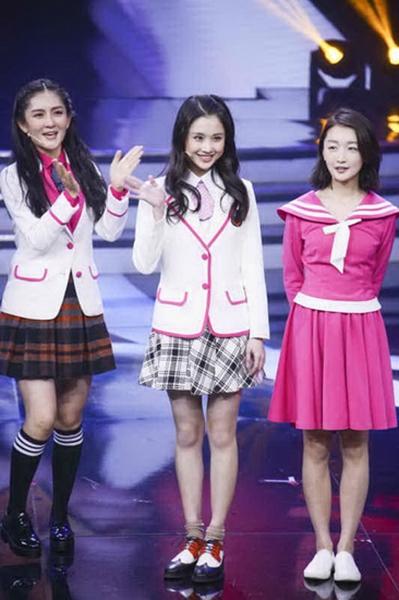 张慧雯录制《王牌》 变身“学生妹”大秀舞技