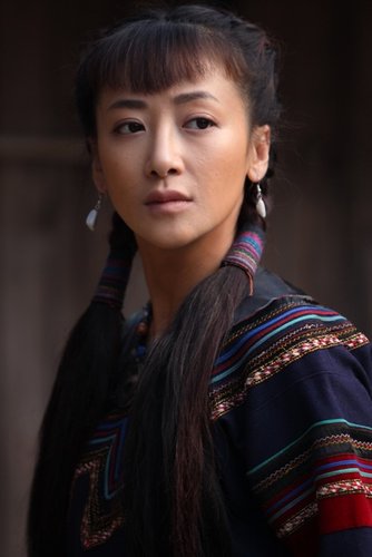 《我们队伍向太阳》首播 陈紫函变身马帮帮主