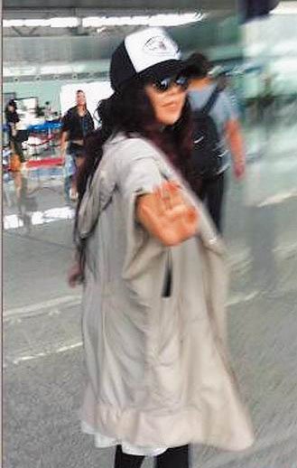 <em>张惠妹</em>被贴亲日标签 造谣者遭妹迷痛骂(组图)_