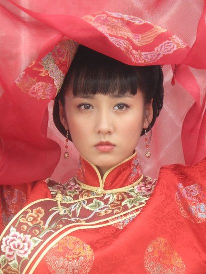 《菩提树下》成都热拍 吕一变身苦情俏新娘