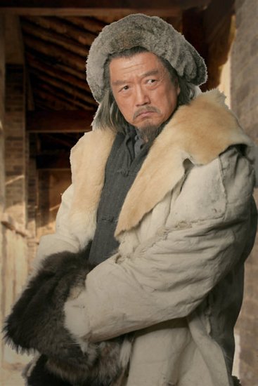 《中国地》秦焰不服老 扛枪打汉奸毫不含糊