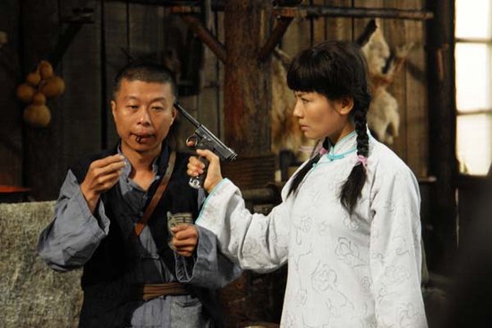《两个女匪王》聚焦女匪往事 让土匪成主角-电视剧