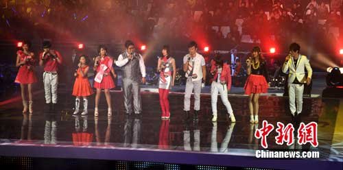闽南语歌曲排行_“闽南歌王”出演央视热播剧《战地迷情》荣登全国收视率排行榜榜首(2)