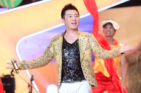 《幸福来欢唱》反串小王子现身 炫单字唱法