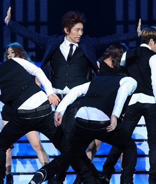 东方卫视跨年演唱会微博互动