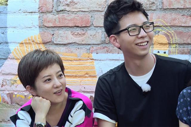 《完美邂逅》众<em>女生</em>争抢<em>辰亦儒</em> 胡夏惨遭冷遇