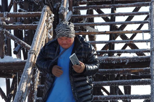 《少林寺传奇4》热拍 八师兄李冲受伤骨折