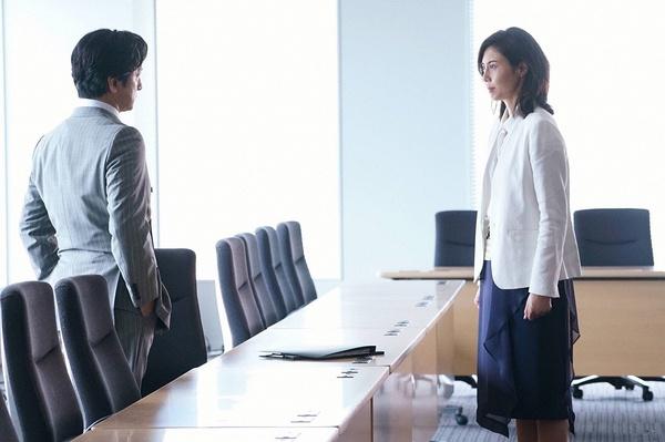 石原里美并没告诉你们日本真正职场女性的样子