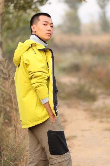 戚九洲加盟《而立之年》 演绎80后真实内心