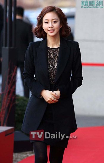 韩艺瑟称不会闪婚