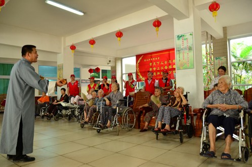 义工笑星张二愣 当选客桥文化宣传大使