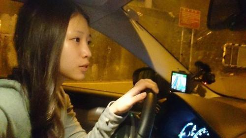 鸡排<em>妹</em>素颜变化大 网友:平时<em>性感</em>私下路人_娱