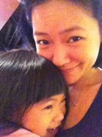 小s自爆三岁女儿爱穿高跟鞋 “攻击力足”【图】