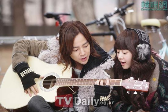 《<em>玛丽外宿中</em>》文根英张根硕感情亲密胜似恋人