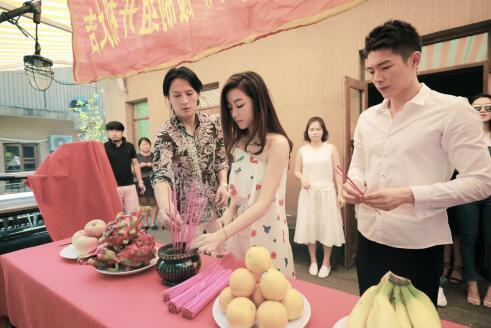 《上海恋爱地图》开机 唐昕为戏变成“上海通”