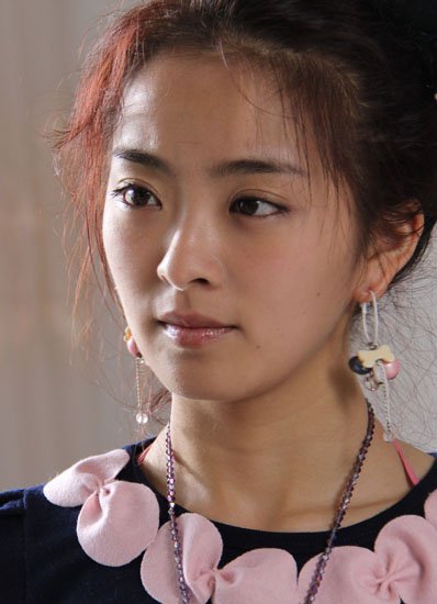 种丹妮出演《甜蜜的新事业》 马羚赞其潜力股