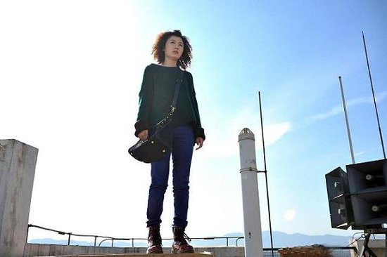 萨日娜《媳妇》以死相逼 代乐乐无奈“跳楼”